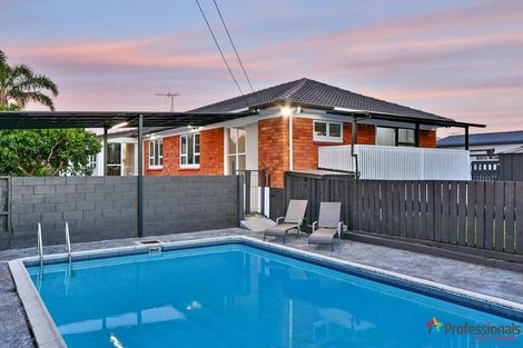 Photo of property in 27 Thompson Terrace, Manurewa, Auckland, 2102