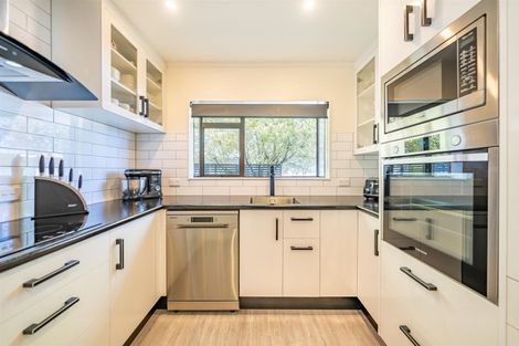 Photo of property in 33 Trelawney Road, Wainuiomata, Lower Hutt, 5014