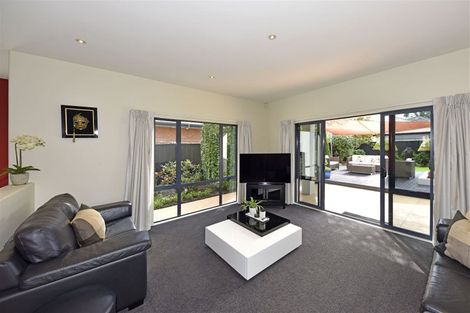 Photo of property in 8 Janal Place, Northwood, Christchurch, 8051