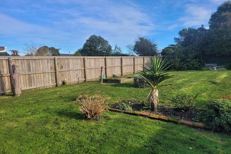 Photo of property in 136 Russell Street, Westport, 7825