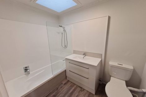 Photo of property in 2/70 Parkstone Avenue, Ilam, Christchurch, 8041