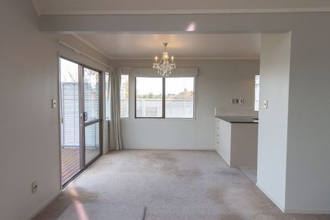 Photo of property in 230c Devonport Road, Tauranga, 3110
