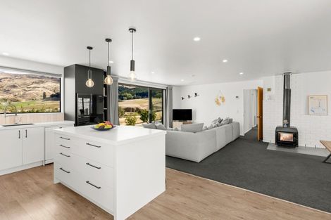 Photo of property in 20 Quartzville Road, Bannockburn, Cromwell, 9384