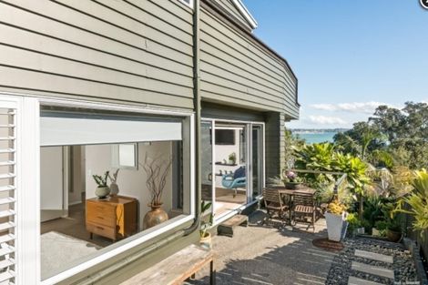 Photo of property in 2/16 Pine Ridge Terrace, Hauraki, Auckland, 0622