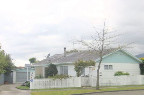 Photo of property in 15 Ward Place, Richmond Heights, Taupo, 3330