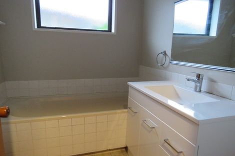 Photo of property in 1/246 Avonhead Road, Avonhead, Christchurch, 8042