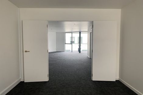 Photo of property in St James Courts, 2/77 Gloucester Street, Christchurch Central, Christchurch, 8013