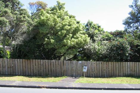Photo of property in 1/42 Acacia Road, Torbay, Auckland, 0632