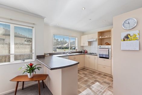 Photo of property in 14 Woodland Grove, Wainuiomata, Lower Hutt, 5014