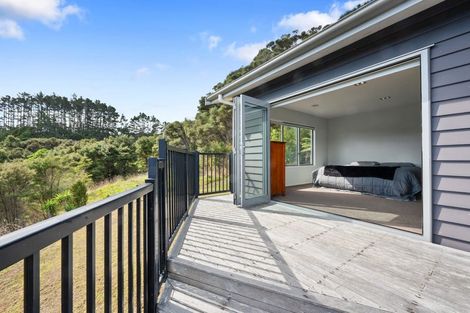 Photo of property in 1355 Old North Road, Helensville, 0875