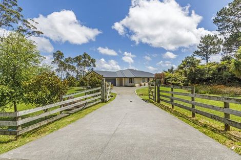Photo of property in 163e West Road, Kaukapakapa, 0873