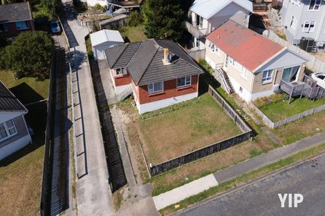 Photo of property in 19 Mahinawa Street, Takapuwahia, Porirua, 5022