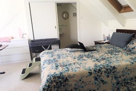 Photo of property in 27 Hastings Parade, Devonport, Auckland, 0624