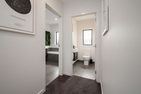 Photo of property in 12 Benmore Place, Poraiti, Napier, 4112