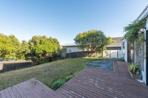 Photo of property in 10 Guadeloupe Crescent, Grenada Village, Wellington, 6037