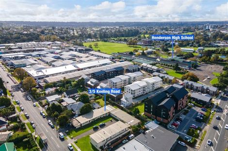 Photo of property in 3/5 Keeling Road, Henderson, Auckland, 0612