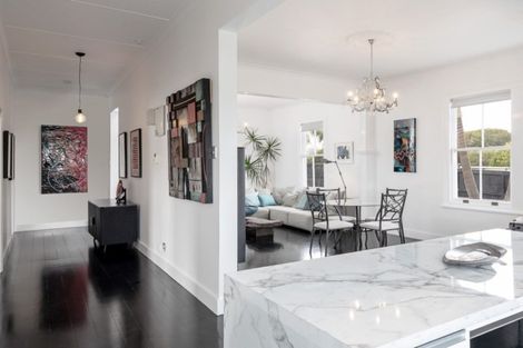 Photo of property in 100 Pukekohe East Road, Pukekohe, 2677