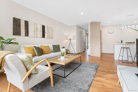 Photo of property in 4/351 West Coast Road, Glen Eden, Auckland, 0602