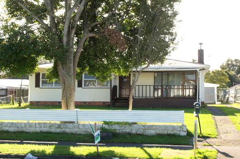 Photo of property in 1 Cheviot Street, Mangere East, Auckland, 2024