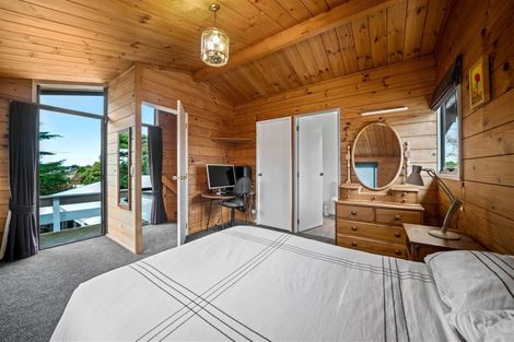 Photo of property in 183 Avonhead Road, Avonhead, Christchurch, 8042