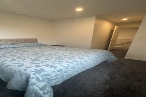 Photo of property in 10 Monstedt Terrace, Windsor Park, Auckland, 0632