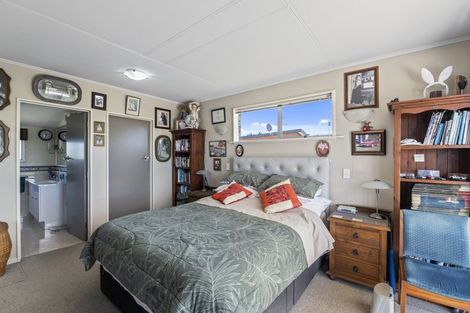 Photo of property in 9 Victoria Street, Foxton, 4814