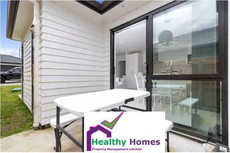 Photo of property in 10 Verdot Close, Kumeu, 0810