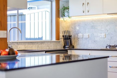 Photo of property in 39 Humber Street, Island Bay, Wellington, 6023