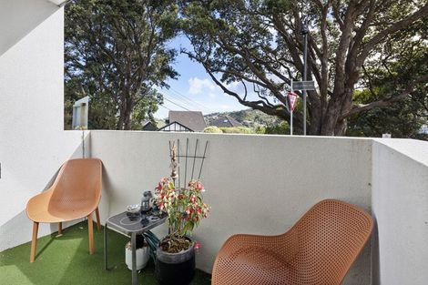 Photo of property in 33 Jean Caldwell Way, Island Bay, Wellington, 6023