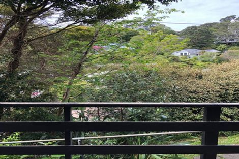 Photo of property in 2/136 Glenmore Street, Northland, Wellington, 6012