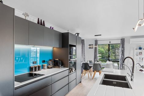 Photo of property in 4 Pine Ridge Terrace, Waikanae Beach, Waikanae, 5036