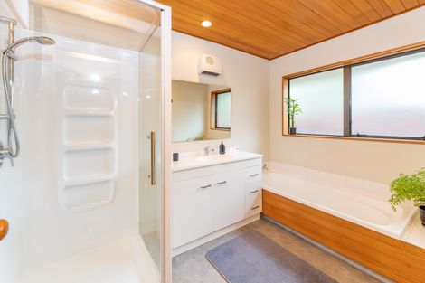 Photo of property in 23a Mappleton Avenue, Burnside, Christchurch, 8053