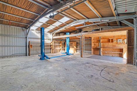 Photo of property in 1319 Whangaparaoa Road, Army Bay, Whangaparaoa, 0930