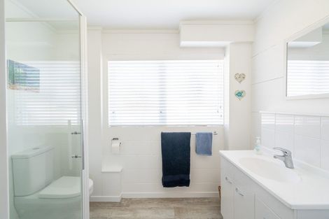 Photo of property in 9 Mahuta Road, Waitahanui, Taupo, 3378