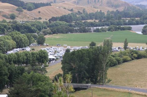 Photo of property in 797 Pourerere Road, Omakere, Waipawa, 4271