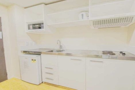 Photo of property in Empire Apartments, 1520/21 Whitaker Place, Grafton, Auckland, 1010