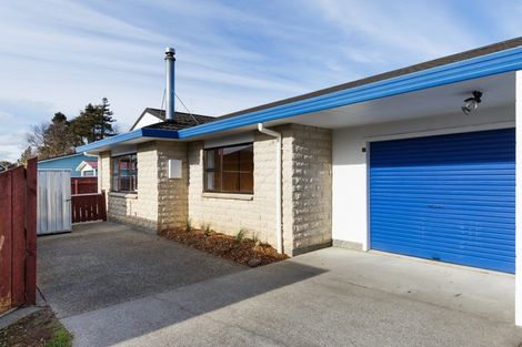 Photo of property in 53b Chatsworth Place, Highbury, Palmerston North, 4412