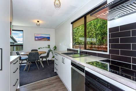 Photo of property in 37b Cicada Place, Hei Hei, Christchurch, 8042