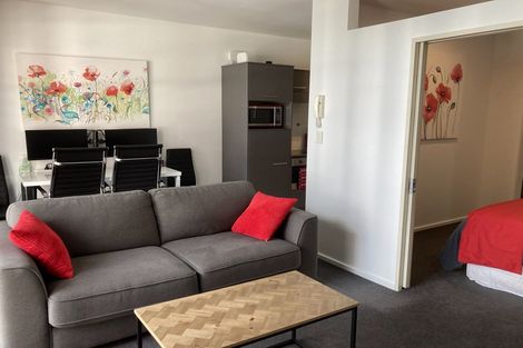 Photo of property in Atrium Towers, 6a/154 The Terrace, Wellington Central, Wellington, 6011