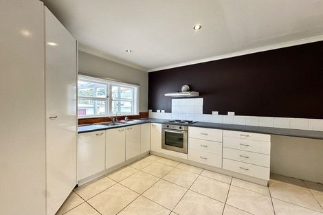 Photo of property in 396 Stokes Valley Road, Stokes Valley, Lower Hutt, 5019