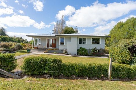 Photo of property in 6 Waugh Street, Kimbolton, 4777