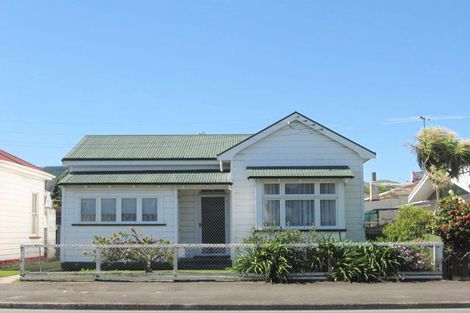 Photo of property in 425 Palmerston Road, Gisborne, 4010