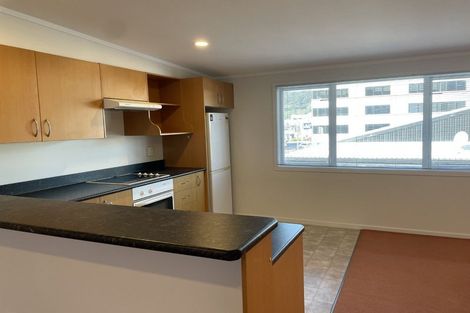 Photo of property in 17/3 Kelvin Grove, Te Aro, Wellington, 6011