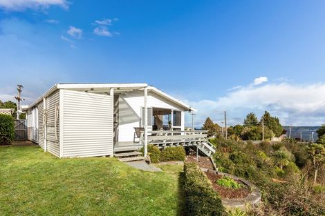 Photo of property in 32 Shepherd Road, Waipahihi, Taupo, 3330