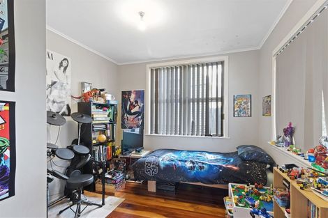 Photo of property in 106a Woodglen Road, Glen Eden, Auckland, 0602