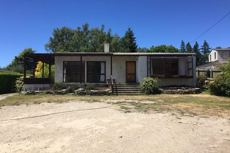Photo of property in 27 Beacon Point Road, Wanaka, 9305