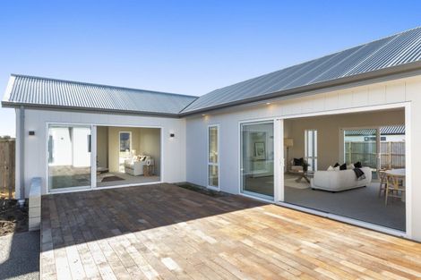 Photo of property in 143 Silver Peaks Drive, West Melton, 7618