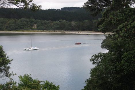 Photo of property in 236 Wade River Road, Wade Heads, Whangaparaoa, 0932