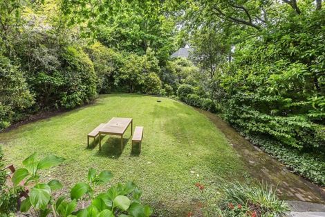 Photo of property in 50 Garden Road, Northland, Wellington, 6012