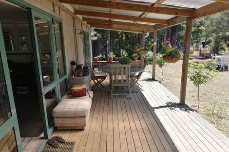 Photo of property in 330 Cowan Bay Road, Pohuehue, Warkworth, 0983